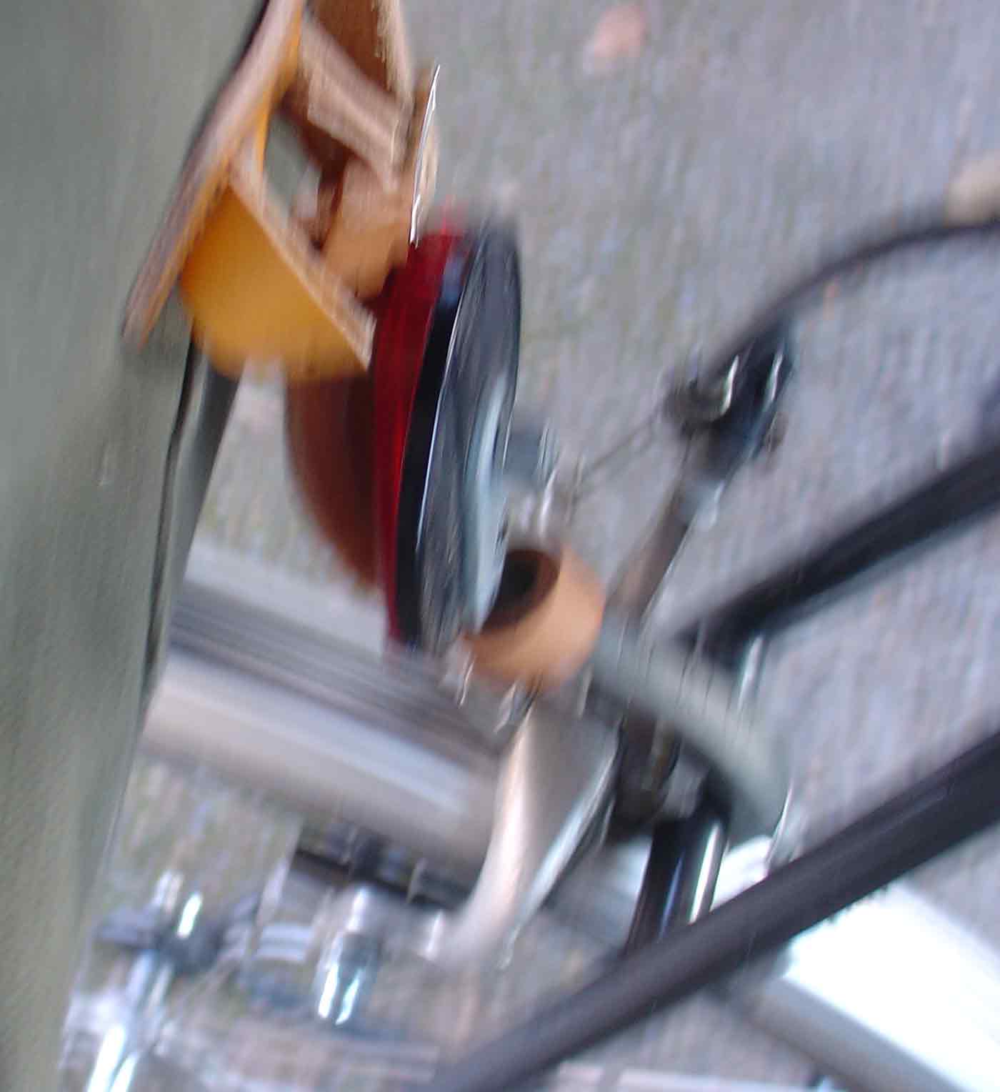 img: rear strap attached to reflector