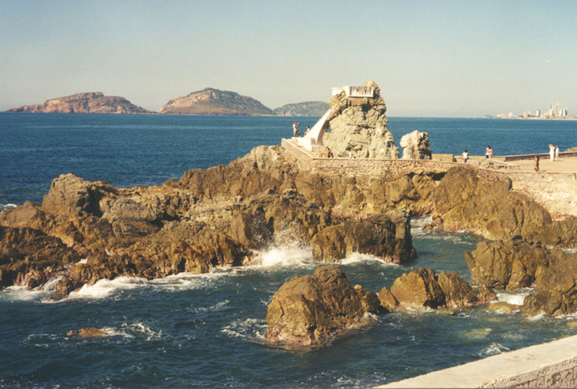 Mazatlan Cliff Divers