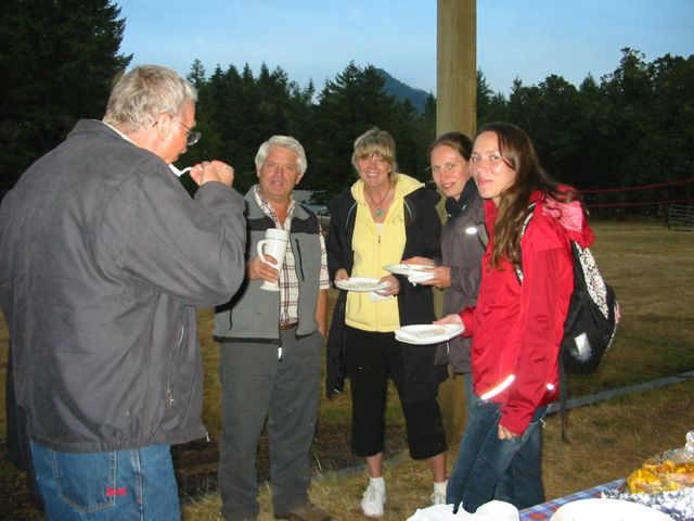 Jochen, Glen, ?, Ines & Anke (oder Anke & Ines?)