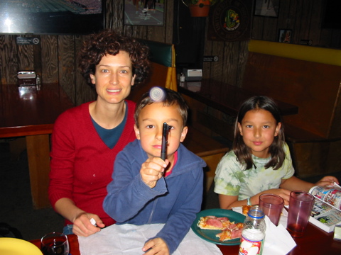 Petra mit Sohn Massimo und Tochter Isabella